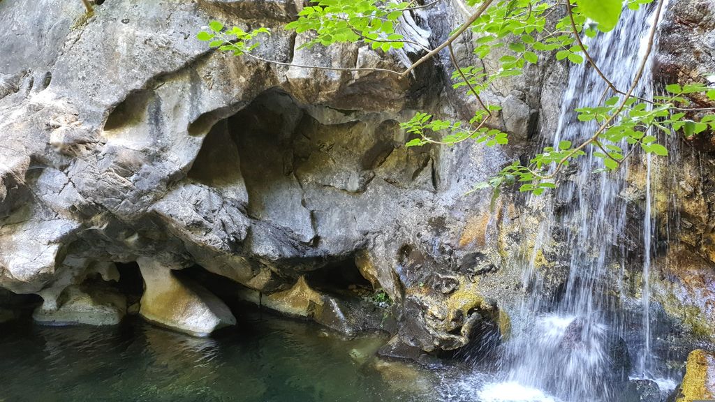 Grotta Rosa di Magisano