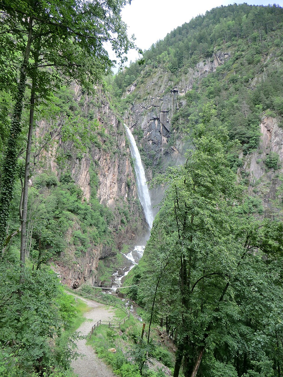 Fragsburger Wasserfall - Cascata del Rio Sinigo
