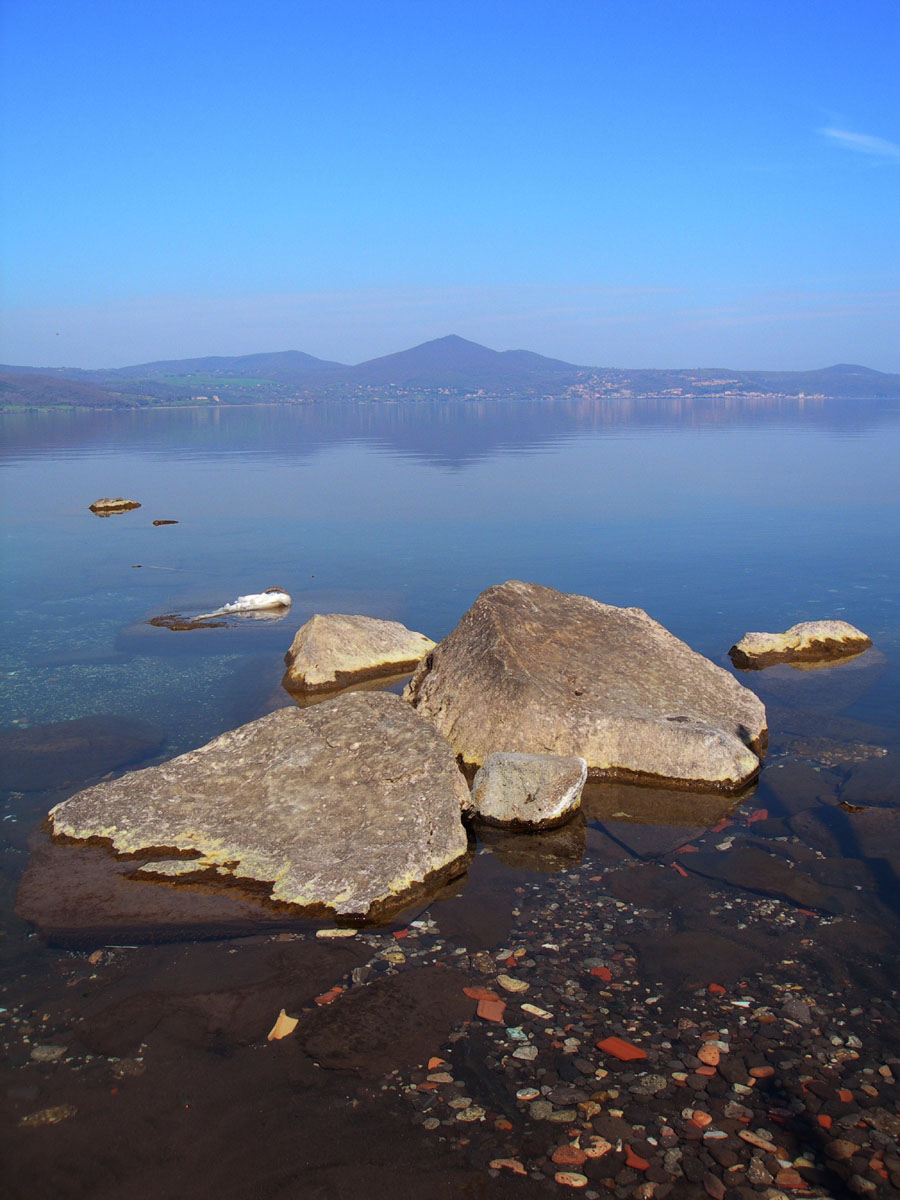 Lago di Bracciano — 250 Mt Sx Foce Fosso Della Mole