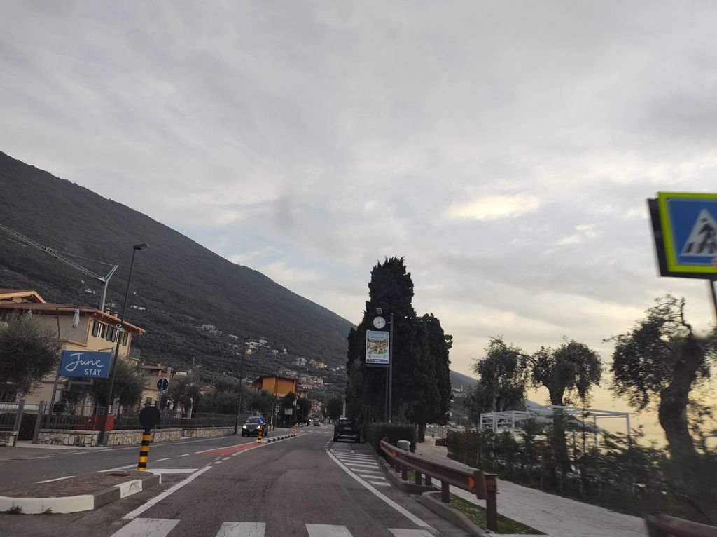 Via De Loc