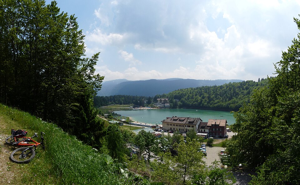 Lago di Lavarone — Spiaggia Lido