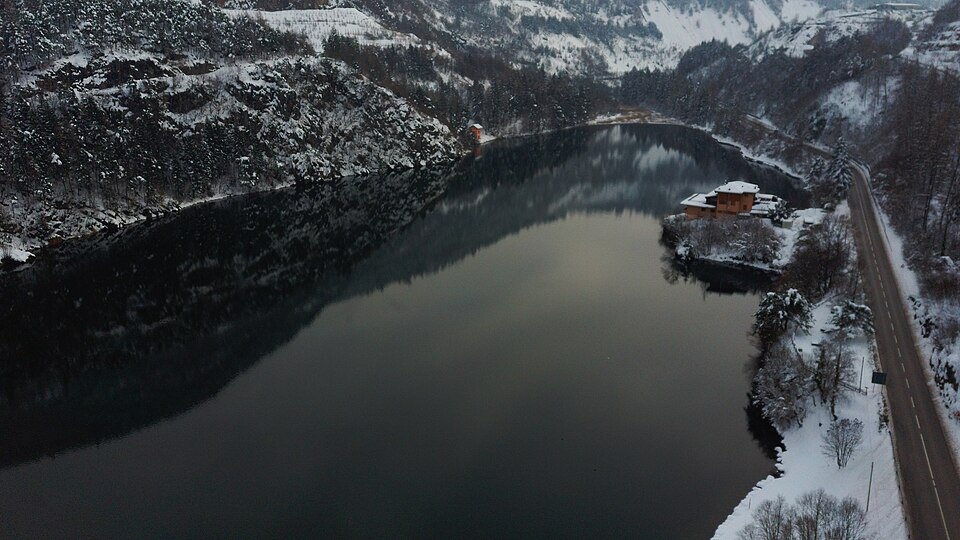 Lago di Lases — Spiaggia Trampolino
