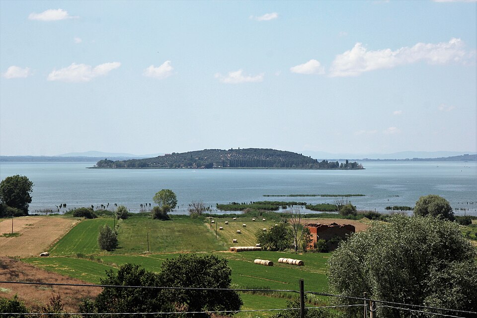 Lago Trasimeno — Isola Polvese Vecchia