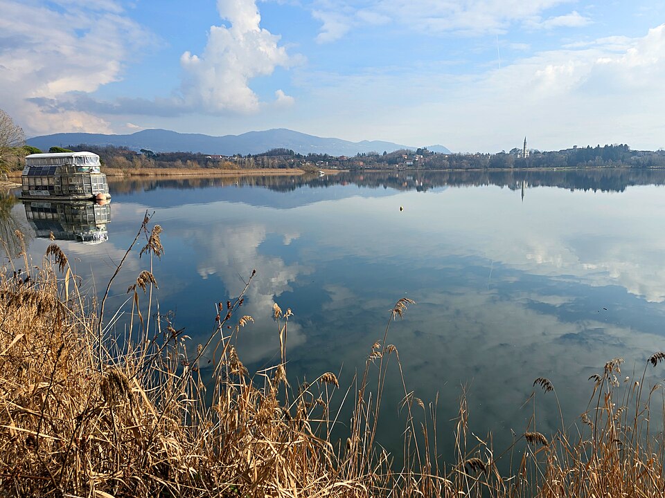 Lago di Pusiano — Giardini A Lago