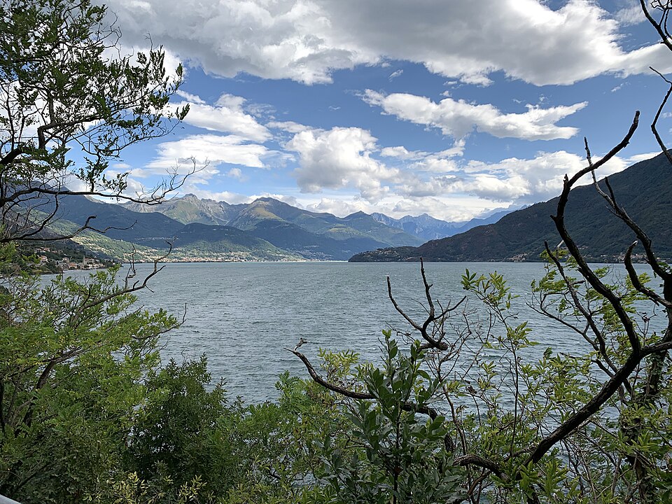 Lago di Como — Spiaggia Foppa