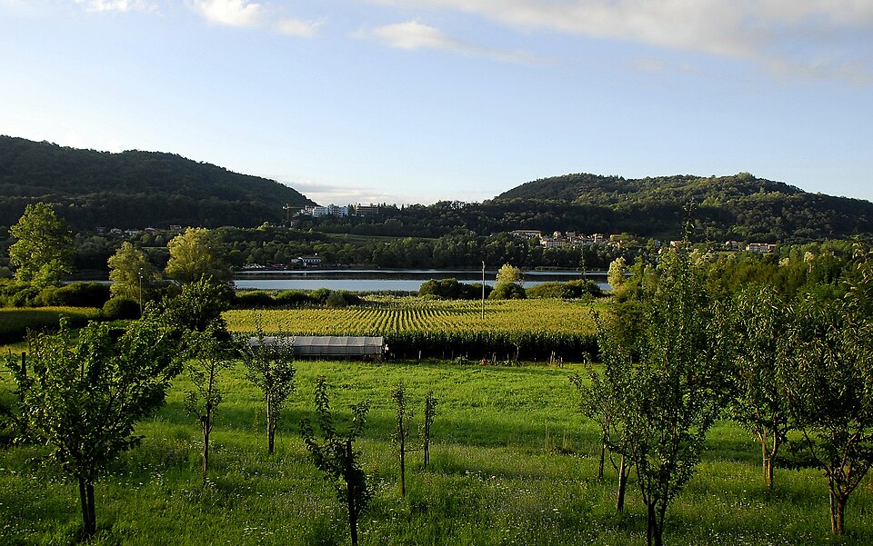 Laghi di Revine Lago — Va' Dee Femene